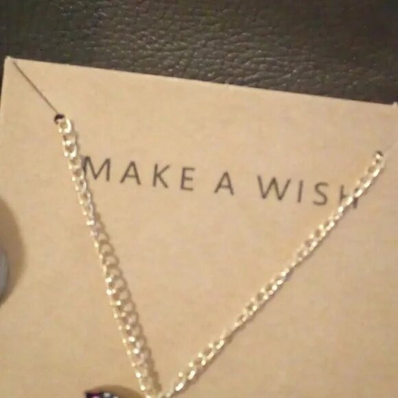 ❤️3/$10❤️Make a Wish Dainty Butterfly Necklaces with Message Cards - Purple - Picture 12 of 14